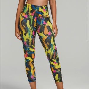 NWt lululemon Wunder under hr 25